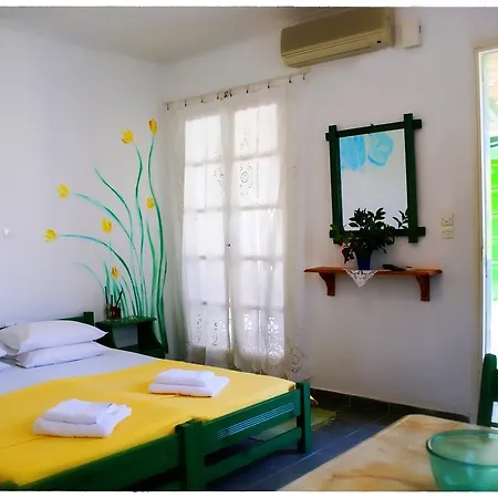 Georgios Milos Apartment *